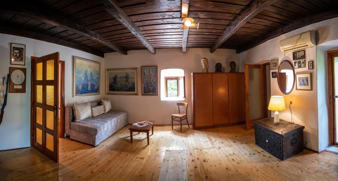 Guest House Gornji Ceklin 采蒂涅 外观 照片